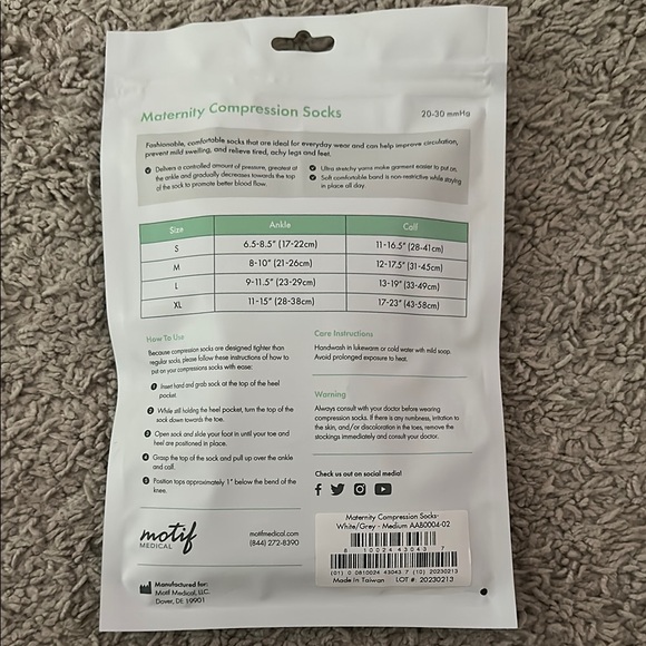 Motif Medical Maternity Compression Socks - White - Picture 2 of 2